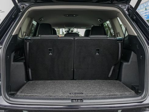 Certified 2023 Volkswagen Atlas SE w/ Black Wheel Package FWD image 27