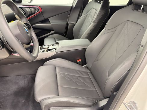 Used 2025 BMW X3 xDrive30i w/ Premium Package image 5