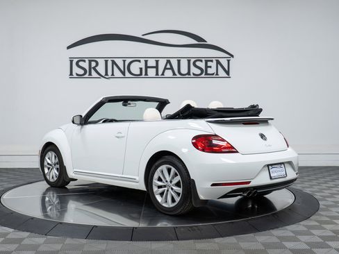Used 2017 Volkswagen Beetle 1.8T Classic image 7