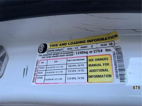 Used 2015 Ford Transit 350 XLT image 16