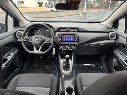 Used 2022 Nissan Versa S image 30