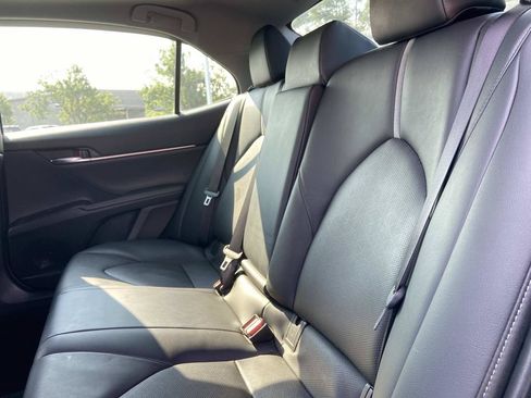 Used 2020 Toyota Camry XSE FWD image 12