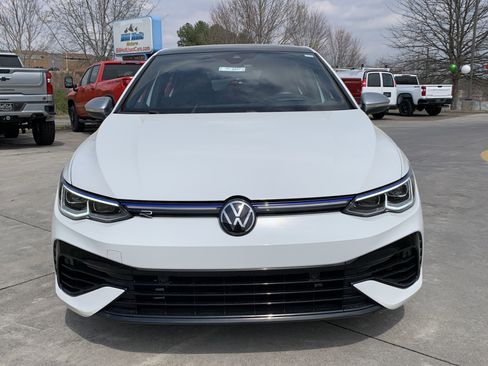 Used 2024 Volkswagen Golf R AWD/4WD image 8