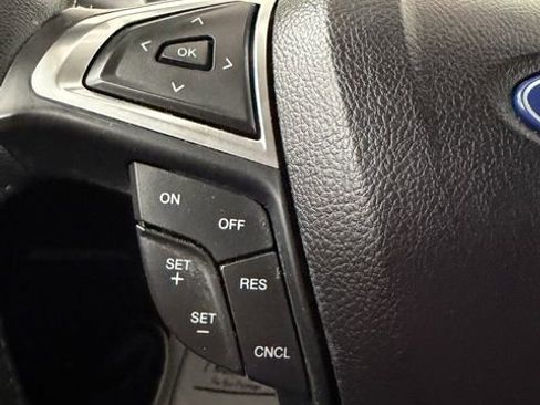 Used 2023 Ford Edge SEL AWD/4WD image 37