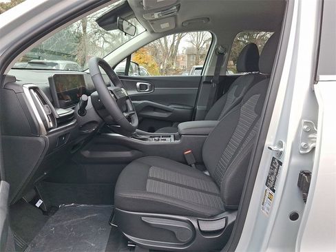 New 2026 Kia Sorento LX image 6