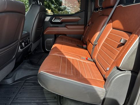 Used 2025 GMC Sierra 1500 Denali Ultimate AWD/4WD image 17