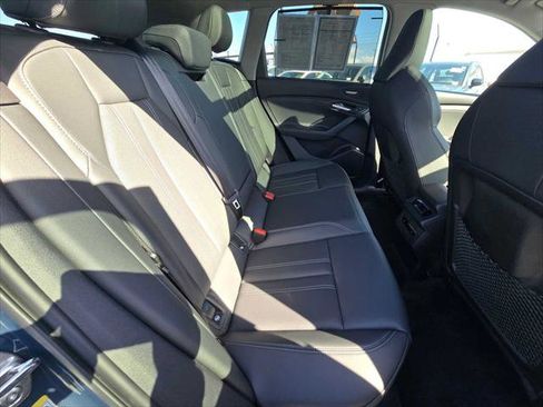 Used 2025 Audi Q6 e-tron Prestige image 15