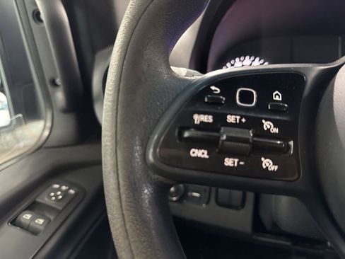 Used 2021 Mercedes-Benz Sprinter 3500 image 33