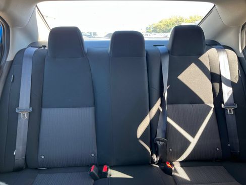 Used 2025 Nissan Sentra SV FWD image 36