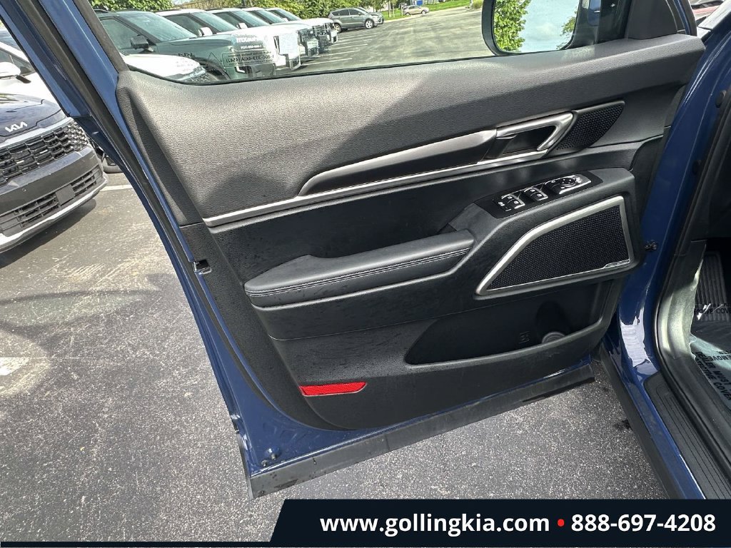 Certified 2024 Kia Telluride S AWD/4WD image 14