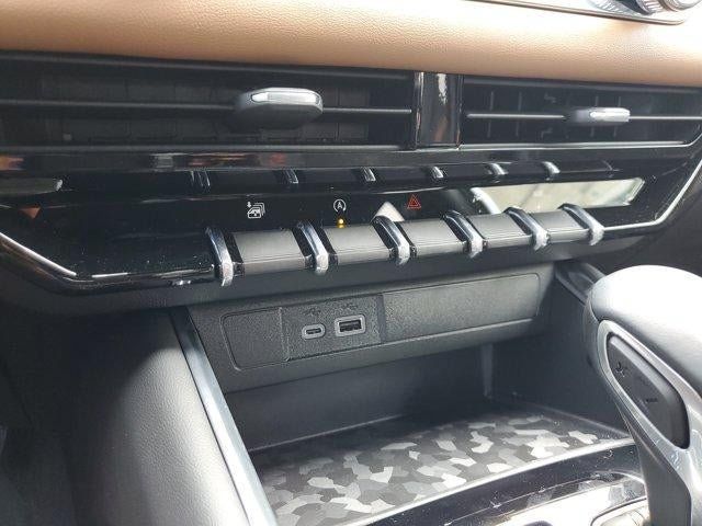 New 2026 GMC Canyon AT4 AWD/4WD image 28