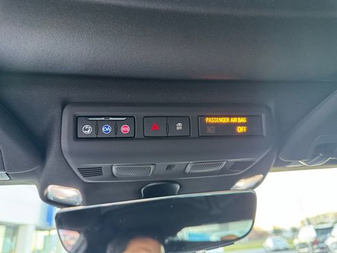 Used 2021 Chevrolet Corvette Stingray Preferred Cpe w/ Z51 Performance Package image 24