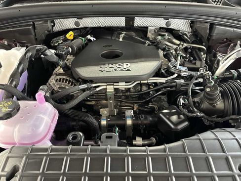 New 2026 Jeep Grand Cherokee Limited AWD/4WD image 18