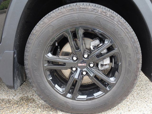 Used 2024 GMC Terrain AT4 w/ Infotainment Package II AWD/4WD image 29