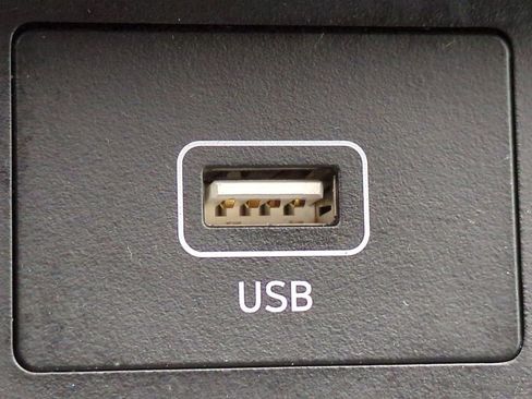 Certified 2023 Hyundai Santa Fe SEL image 23