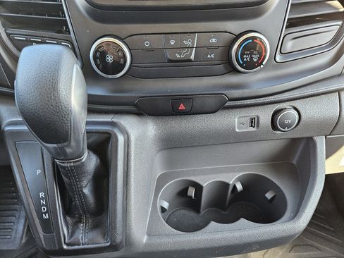 Used 2020 Ford Transit 250 Medium Roof w/ Load Area Protection Package image 26