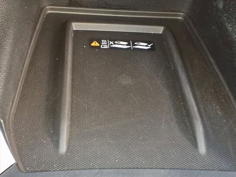 Certified 2022 Chevrolet Traverse LT w/ LPO, Floor Liner Package image 22