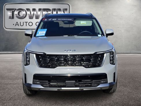 Certified 2025 Kia Sorento SX image 9