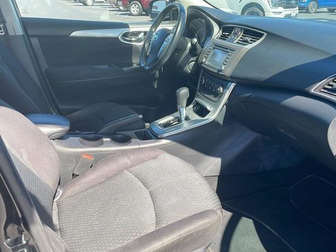 Used 2013 Nissan Sentra SR w/ Driver Pkg FWD image 25