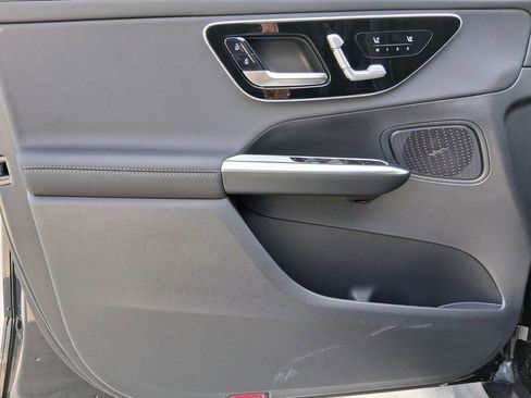 New 2026 Mercedes-Benz GLC 300 image 21