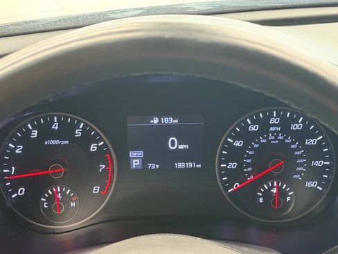 Used 2019 Kia Stinger RWD image 27