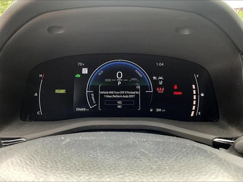 Used 2025 Toyota Camry LE FWD image 13