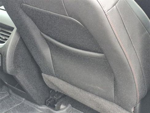 Used 2021 Chevrolet Blazer RS w/ Enhanced Convenience Package image 19