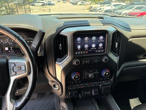 Used 2020 Chevrolet Silverado 2500 LTZ w/ LTZ Premium Package AWD/4WD image 22