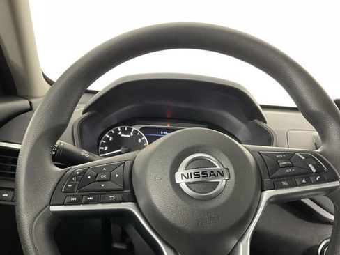 Used 2022 Nissan Altima 2.5 SV image 21