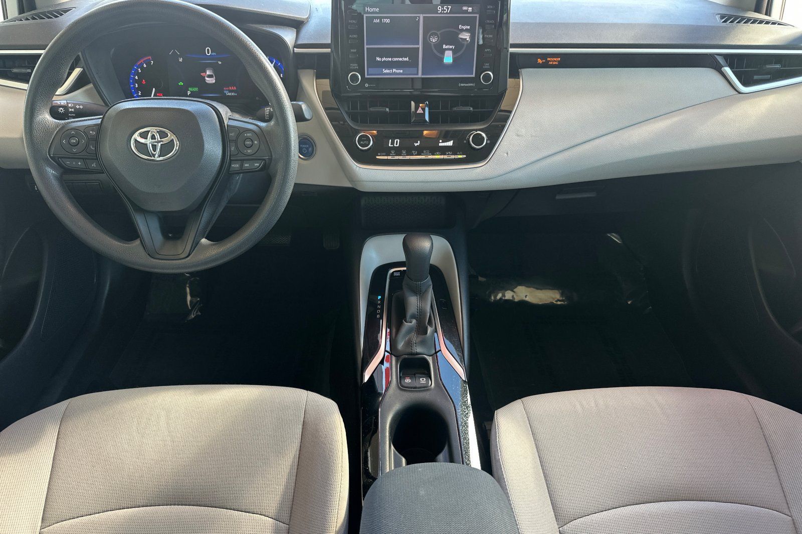 Used 2022 Toyota Corolla LE FWD image 16