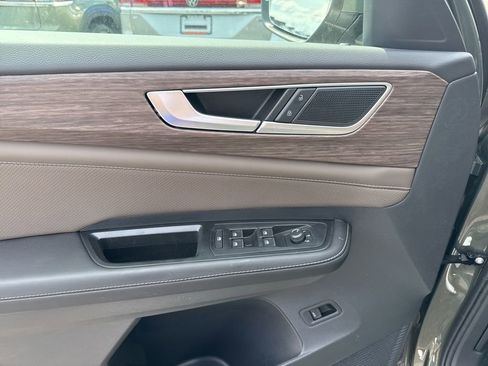 New 2026 Volkswagen Atlas SEL AWD/4WD image 17