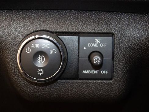 Used 2013 GMC Acadia SLT image 25