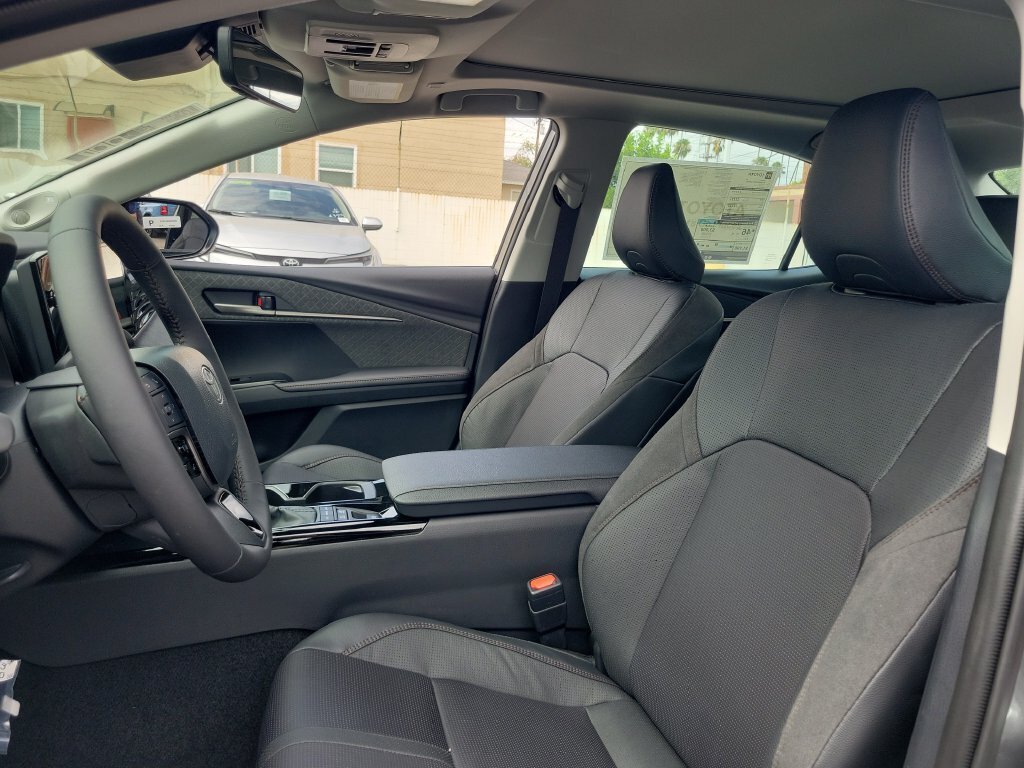 New 2026 Toyota Camry XLE FWD image 18