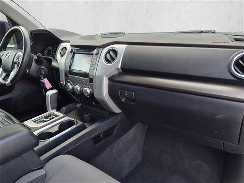 Used 2019 Toyota Tundra SR5 w/ SR5 Upgrade Package AWD/4WD image 22
