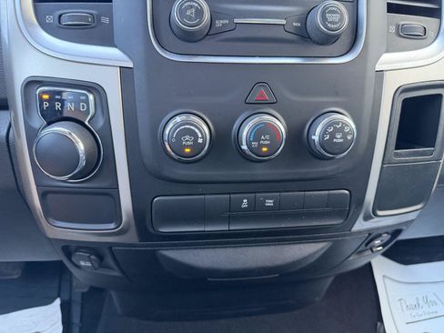 Used 2016 RAM 1500 Classic SLT RWD image 27