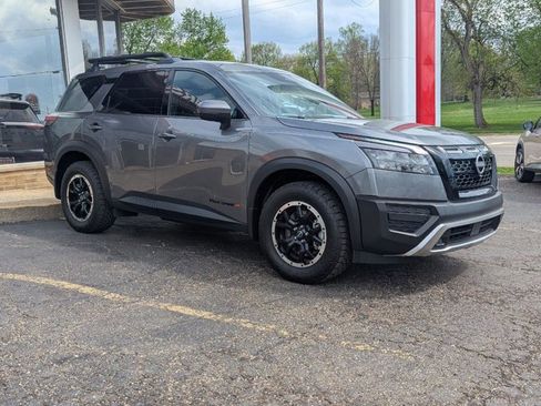 Certified 2025 Nissan Pathfinder Rock Creek AWD/4WD image 2