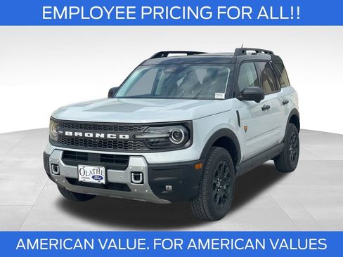 New 2026 Ford Bronco Sport Badlands w/ Badlands Tech Package AWD/4WD image 1