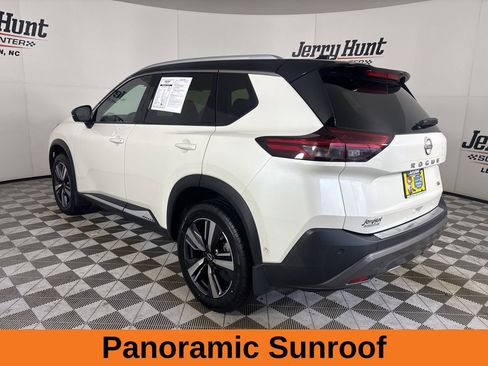 Used 2023 Nissan Rogue SL w/ SL Premium Package image 7