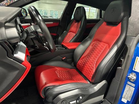 Used 2019 Lamborghini Urus AWD/4WD image 49