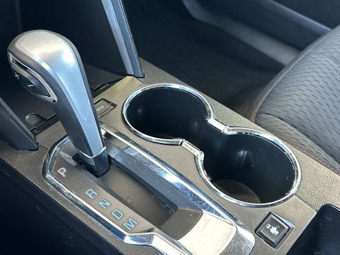 Used 2012 Chevrolet Equinox LS FWD image 20