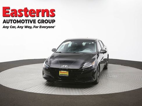 Used 2023 Hyundai Elantra SEL FWD image 54