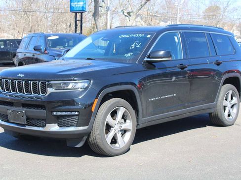 Used 2022 Jeep Grand Cherokee L Limited image 2