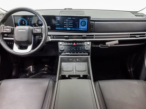 Used 2025 Hyundai Santa Fe SEL AWD/4WD image 26