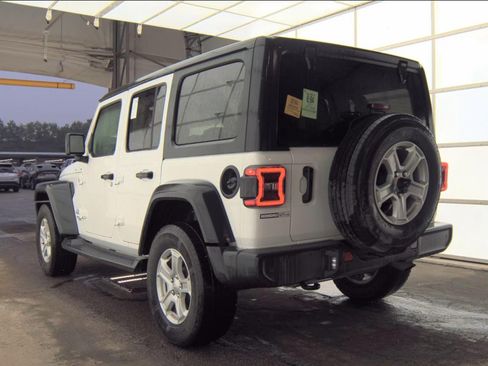Used 2021 Jeep Wrangler Unlimited Sport AWD/4WD image 6