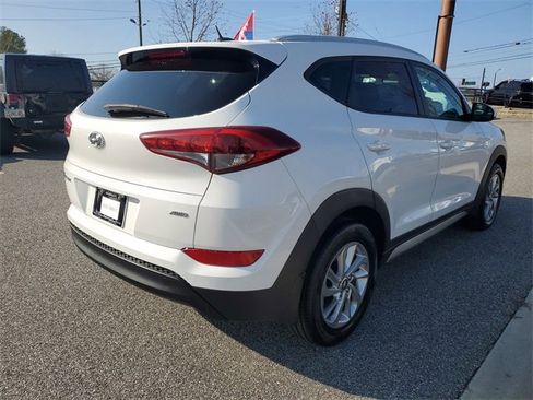 Used 2017 Hyundai Tucson SE image 4