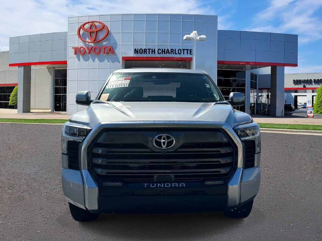 Used 2024 Toyota Tundra Limited AWD/4WD image 3