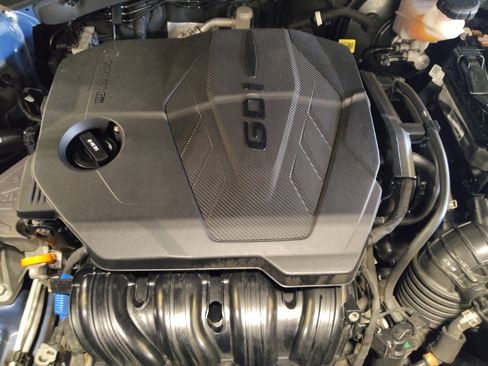 Used 2021 Hyundai Santa Fe SE w/ Cargo Package FWD image 30