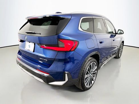 Used 2025 BMW X1 xDrive28i w/ Premium Package AWD/4WD image 5