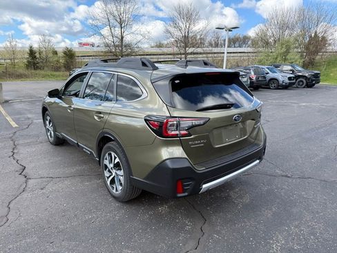 Used 2021 Subaru Outback Limited AWD/4WD image 2