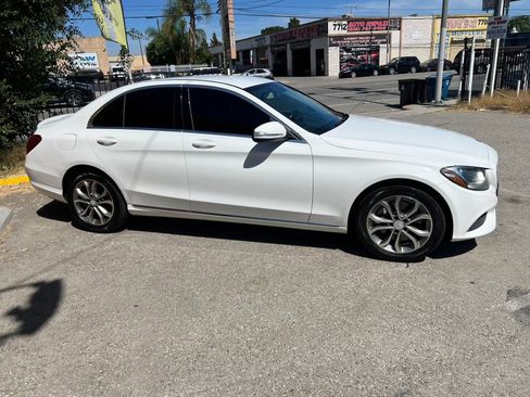 Used 2015 Mercedes-Benz C 300 Sedan image 4